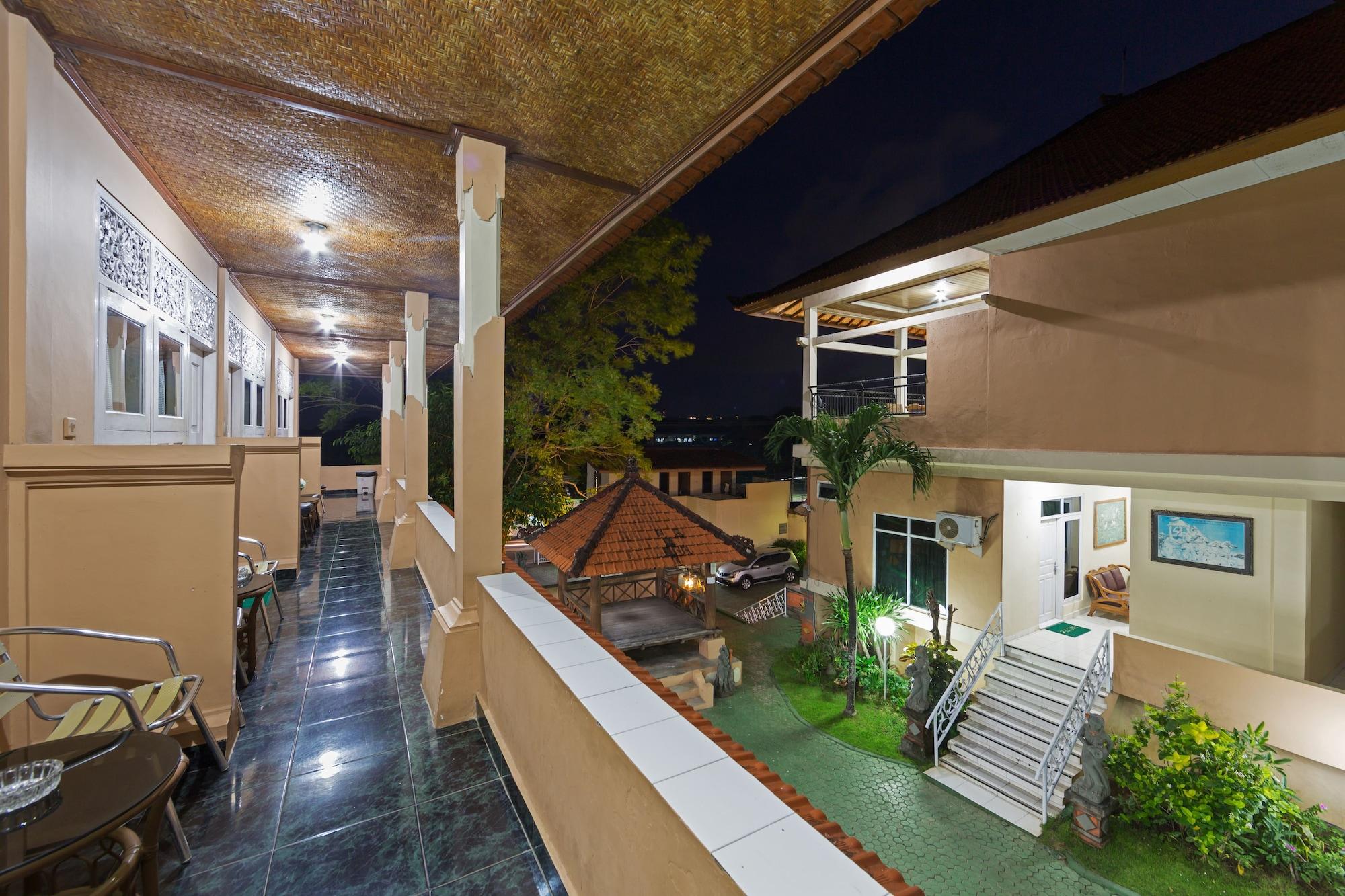 Oyo 3134 Puri Tamu Hotel Jimbaran  Exterior photo